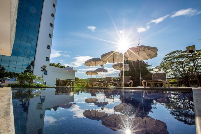 Imagen de la piscina del Hotel Alegro, Jarinu. Foto 20
