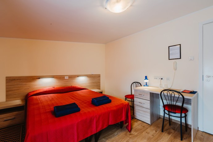 Imagen de la habitación del Hotel Aleksandri. Foto 9