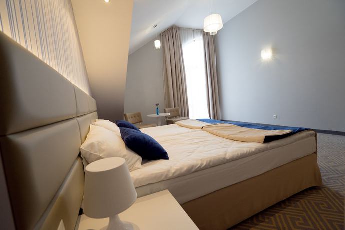 Imagen de la habitación del Hotel Aleksandria. Foto 15