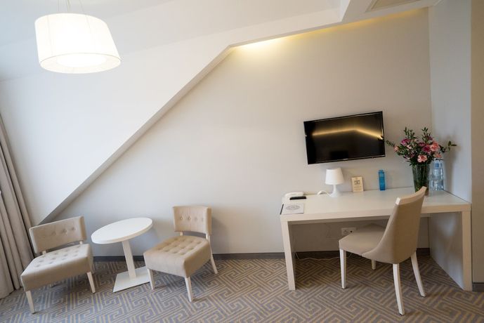 Imagen de la habitación del Hotel Aleksandria. Foto 17