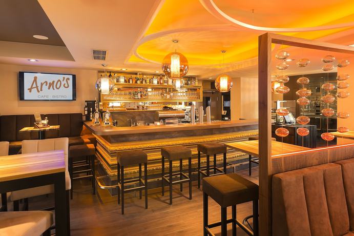 Imagen del bar/restaurante del Hotel Alekto. Foto 10