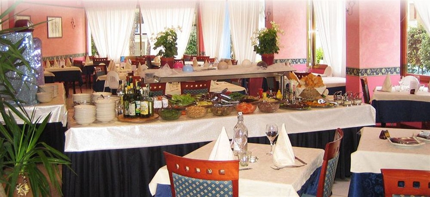 Imagen del bar/restaurante del Hotel Alemagna. Foto 2