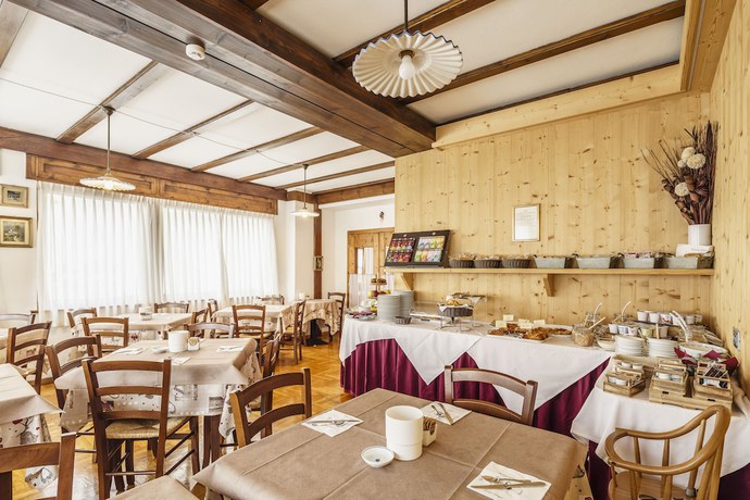 Imagen del bar/restaurante del Hotel Alemagna Restaurant. Foto 3