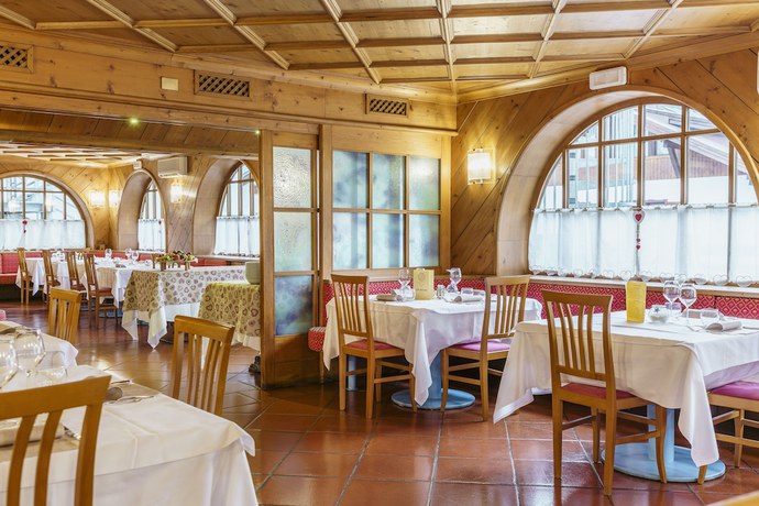 Imagen del bar/restaurante del Hotel Alemagna Restaurant. Foto 4
