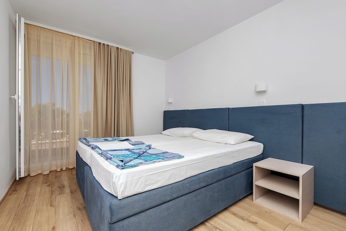 Imagen de la habitación del Hotel Alemaris Resort. Foto 9