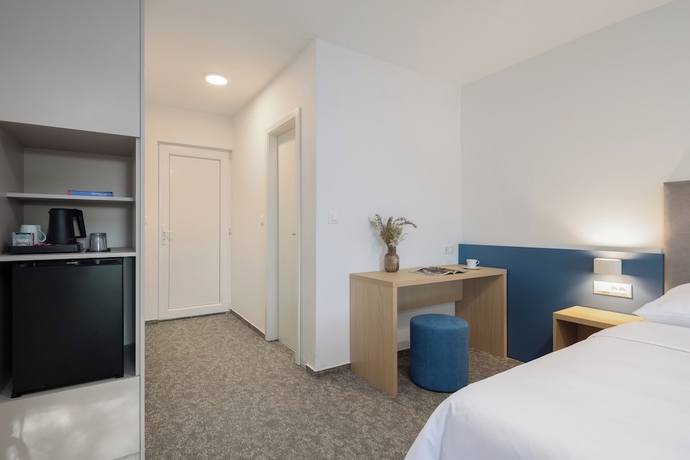 Imagen de la habitación del Hotel Alemaris Resort. Foto 12