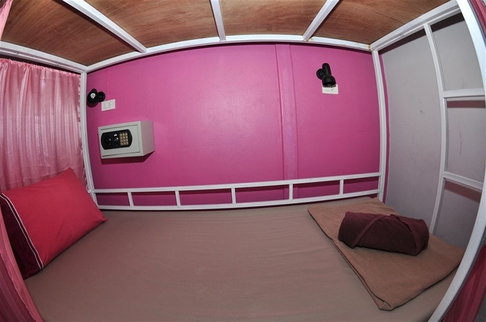 Imagen de la habitación del Hotel Alena Dorm Room. Foto 8