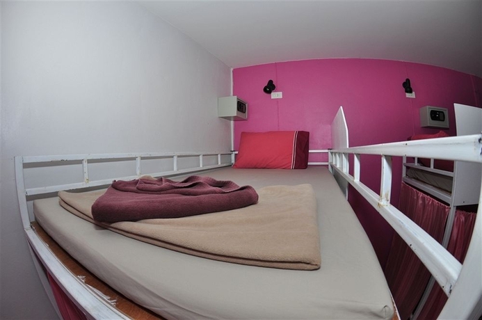 Imagen de la habitación del Hotel Alena Dorm Room. Foto 13
