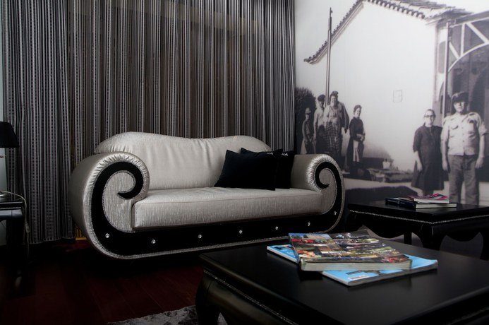 Imagen de los interiores del Hotel Alendouro. Foto 16