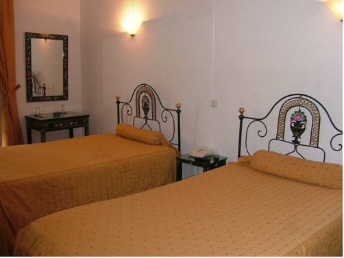 Imagen de la habitación del Hotel Alentejano Low Cost. Foto 10