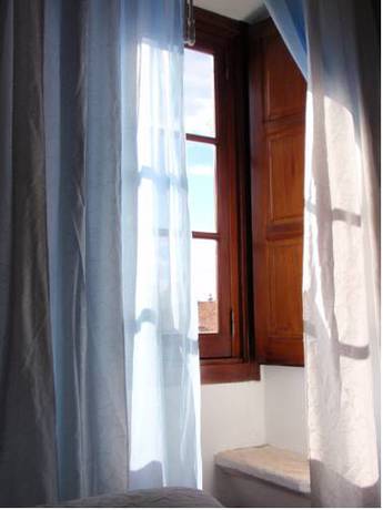 Imagen de la habitación del Hotel Alentejano Low Cost. Foto 16