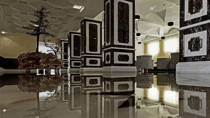 Imagen de los interiores del Hotel Alentejo Marmoris and Spa, A Small Luxury Of The World. Foto 18