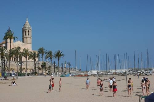 Imagen de los exteriores del Hotel Alenti Sitges and Restaurant. Foto 14