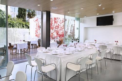 Imagen de la habitación del Hotel Alenti Sitges and Restaurant. Foto 11