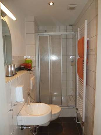 Imagen de la habitación del Hotel Aleo. Foto 11
