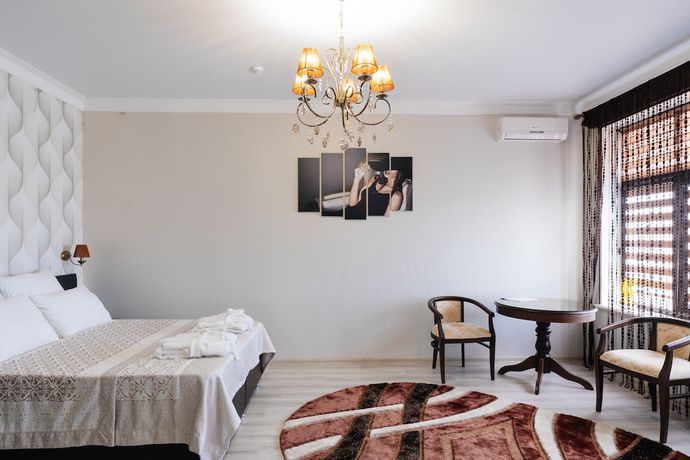 Imagen de la habitación del Hotel Aleon. Foto 3