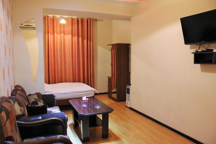 Imagen de la habitación del Hotel Aleppo, Erev&aacute;n. Foto 4