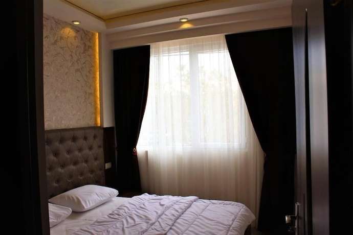 Imagen de la habitación del Hotel Aleppo, Erev&aacute;n. Foto 3