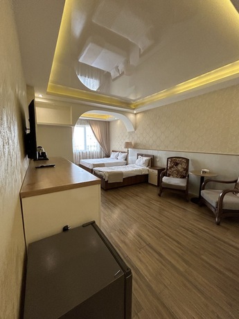 Imagen de la habitación del Hotel Aleppo, Erev&aacute;n. Foto 12