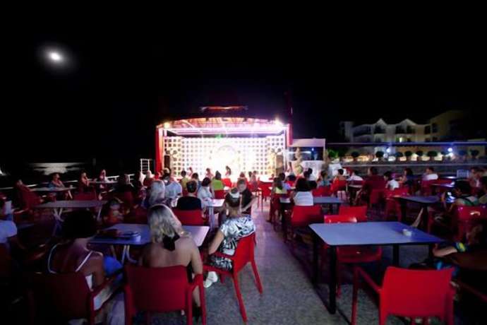 Imagen de los interiores del Hotel Aleria Belport Beach, BELDIBI. Foto 10