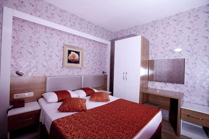 Imagen de la habitación del Hotel Aleria Belport Beach. Foto 5