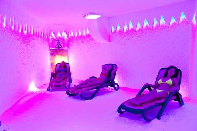 Imagen de los interiores del Hotel Aleria Belport Beach. Foto 15