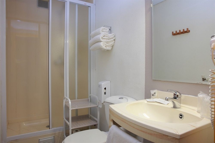 Imagen de la habitación del Hotel Alerion. Foto 14