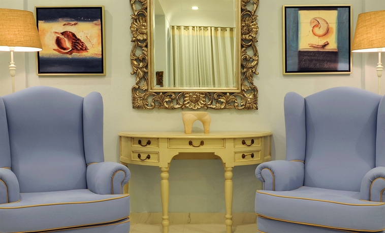 Imagen de los interiores del Hotel Alesahne Beach. Foto 10