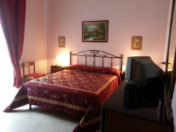 Imagen de la habitación del Hotel Alessandra, Palermo. Foto 6