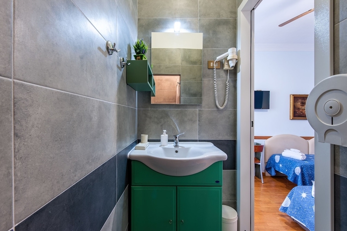 Imagen de la habitación del Hotel Alessandro A San Pietro Best Bed. Foto 19