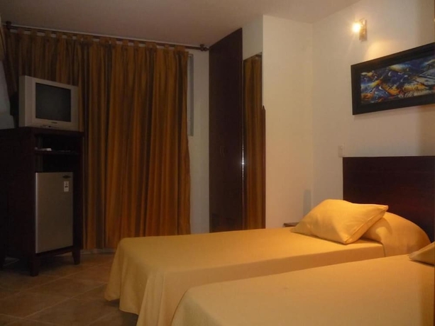 Imagen de la habitación del Hotel Alessio. Foto 16