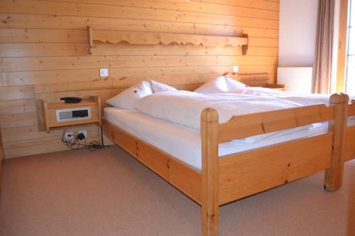 Imagen de la habitación del Hotel Aletsch. Foto 11