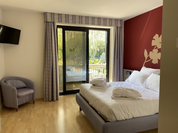 Imagen de la habitación del Hotel Alevic Sirmione. Foto 5