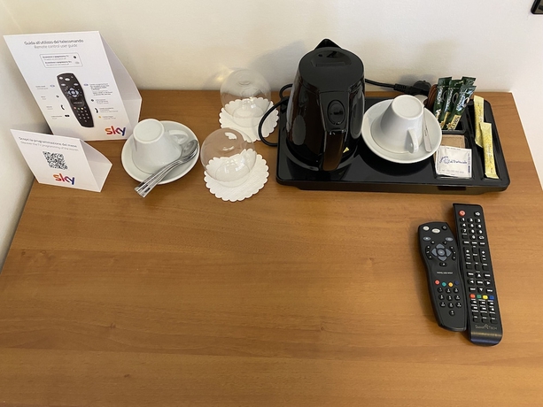 Imagen de la habitación del Hotel Alevic Sirmione. Foto 7