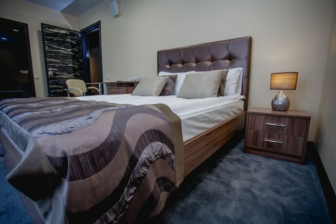 Imagen de la habitación del Hotel Alex Aqua. Foto 16