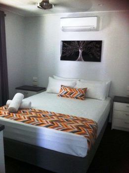 Imagen de la habitación del Hotel Alex Beach Cabins. Foto 13