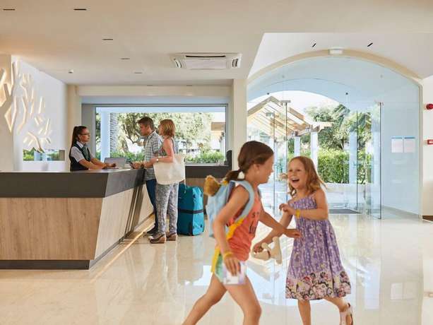 Imagen de los interiores del Hotel Alex Beach Hotel - Bungalows. Foto 14