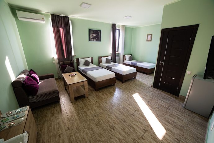 Imagen de la habitación del Hotel Alex, Erev&aacute;n. Foto 9