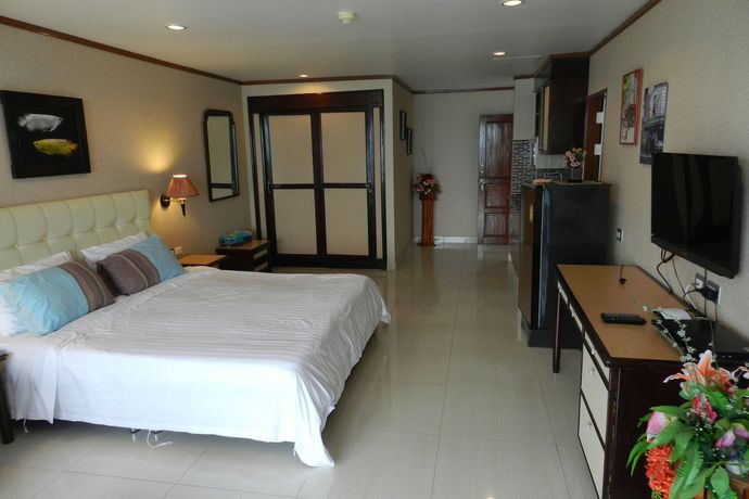Imagen de la habitación del Hotel Alex Group Jomtien Plaza Condotel. Foto 9