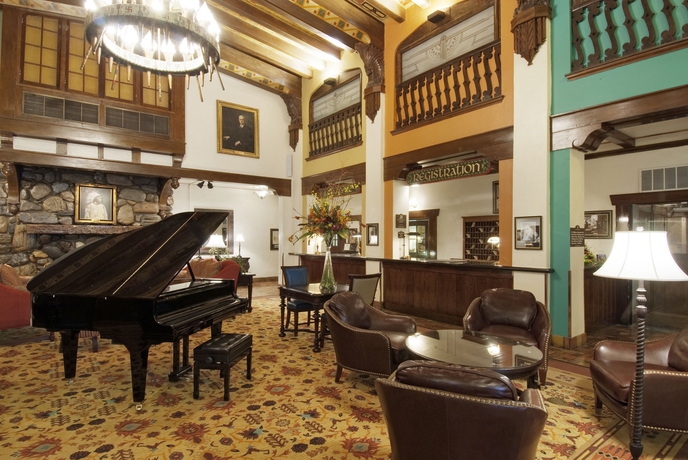 Imagen de los interiores del Hotel Alex Johnson Rapid City, Curio Collection By Hilton. Foto 11