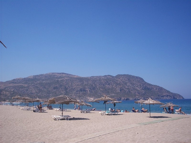 Imagen de los exteriores del Hotel Alex, K&aacute;rpatos Ciudad. Foto 6