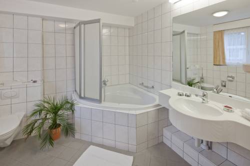 Imagen de la habitación del Hotel Alex, NATERS . Foto 2