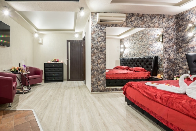Imagen de la habitación del Hotel Alex On Budapeshtskaya. Foto 3