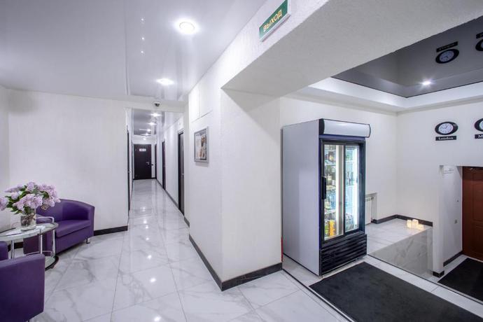 Imagen de los interiores del Hotel Alex On Muzhestva. Foto 14
