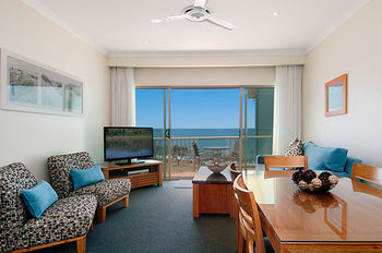 Imagen de la habitación del Hotel Alex Seaside Resort. Foto 3