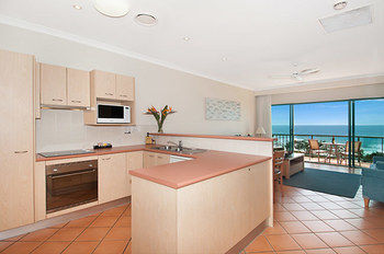 Imagen de la habitación del Hotel Alex Seaside Resort. Foto 6