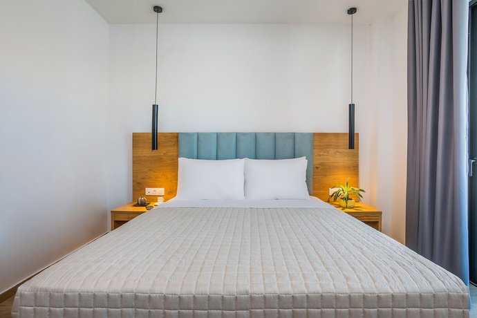 Imagen de la habitación del Hotel AlexMare Fourka. Foto 11