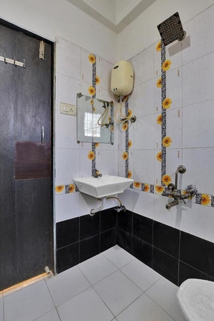 Imagen de la habitación del Hotel Alexa, Ahmedabad. Foto 15