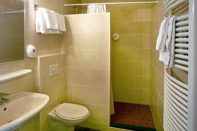 Imagen de la habitación del Hotel Alexander, Ámsterdam. Foto 4