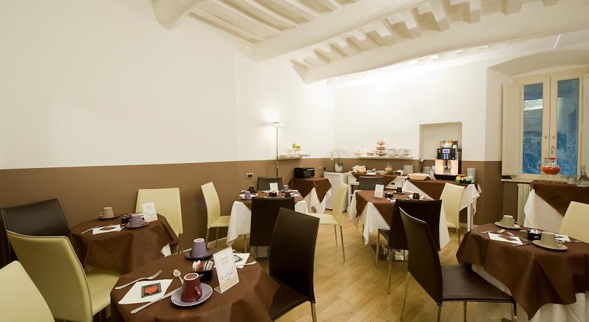 Imagen general del Hotel Alexander, Asis. Foto 3